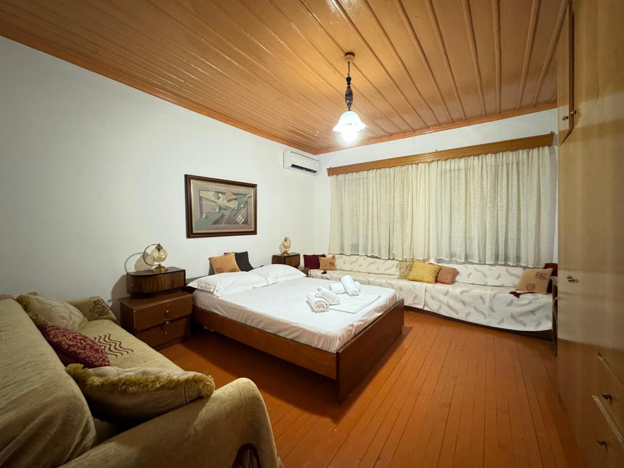 Grandpas House Hotel Gjirokaster Exterior photo